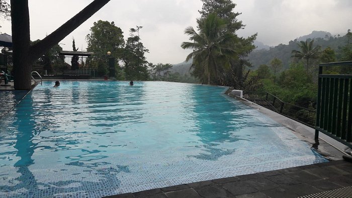 Hotel Baturaden Bebas untuk Swafoto dan Berburu Konten